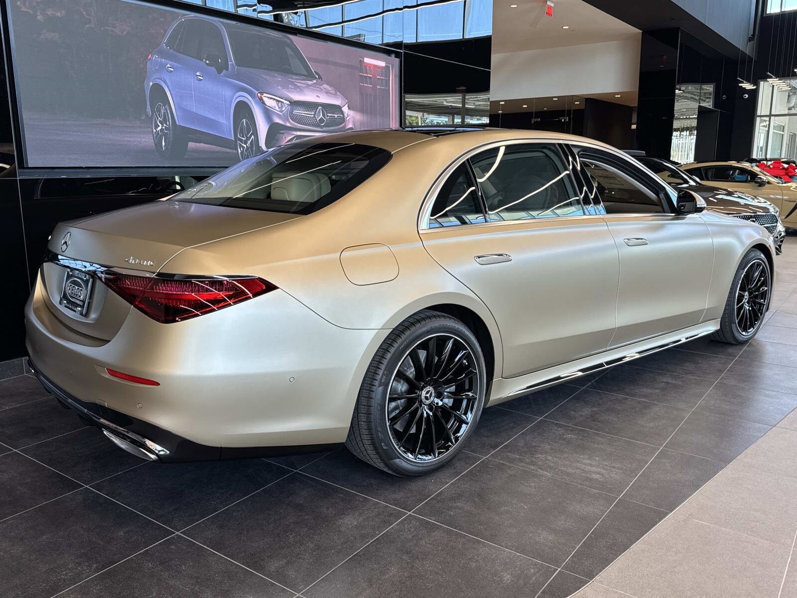 2026 Mercedes Benz S 580 4MATIC photo 3