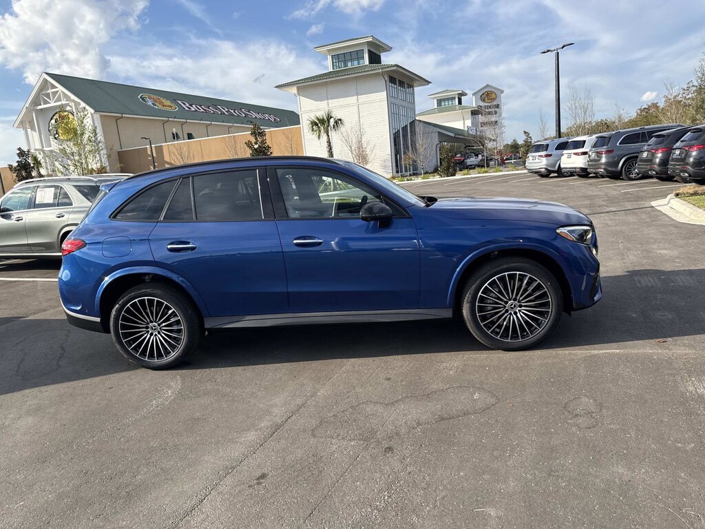 New 2026 Mercedes-Benz GLC 300 SUV