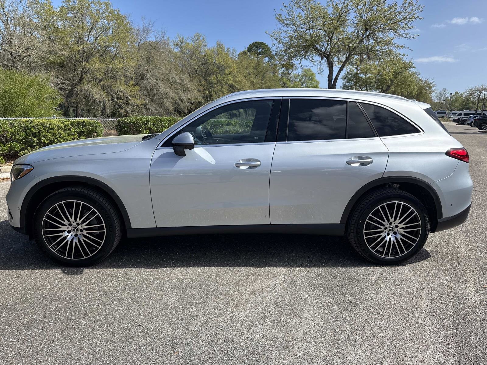 2026 Mercedes-Benz GLC Base - Photo 6