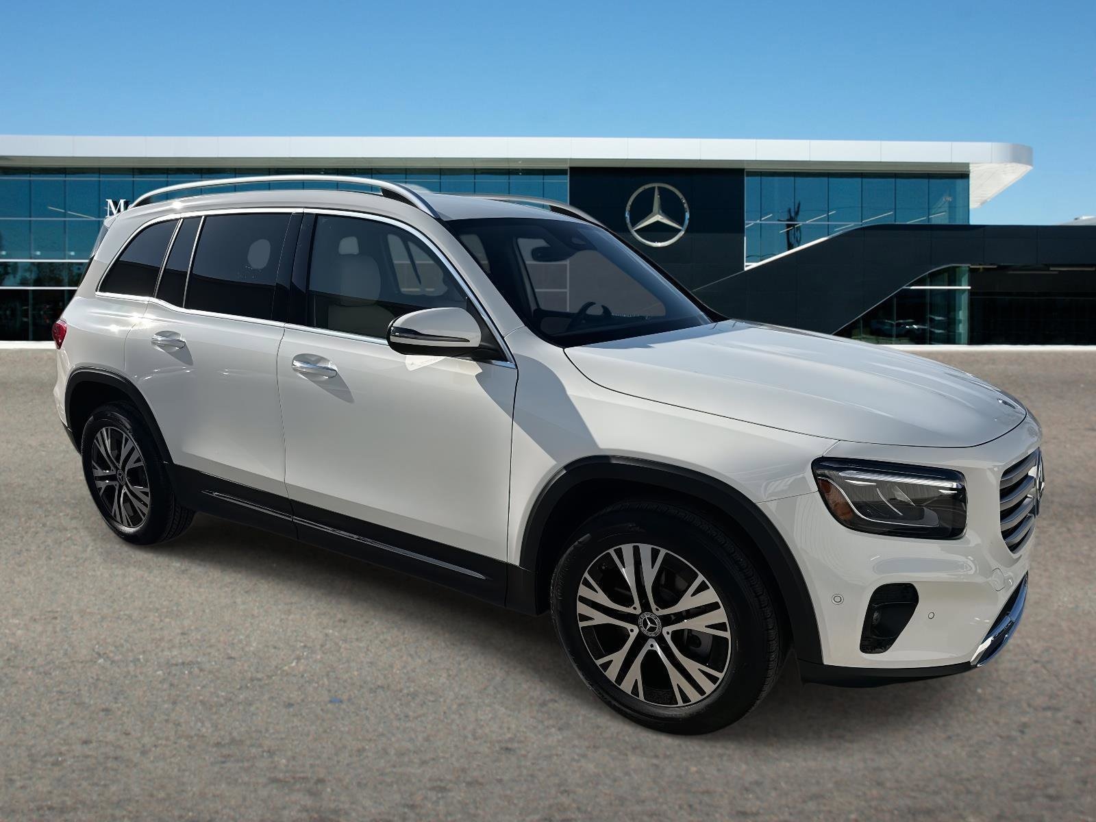 2025 Mercedes-Benz GLB 250 FWD