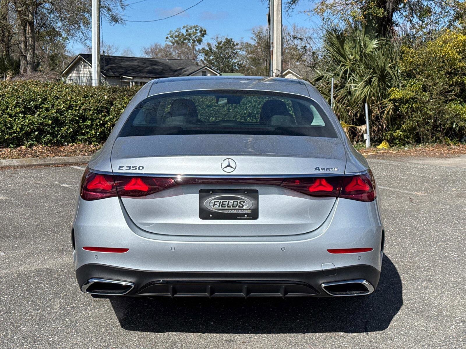 2024 Mercedes Benz E 350 4MATIC Sedan photo 4