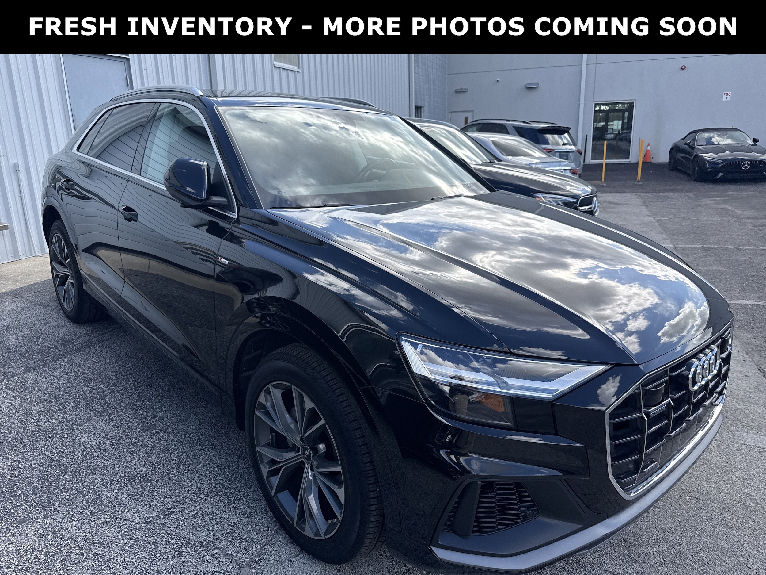2022 Audi Q8 Premium Plus's photo