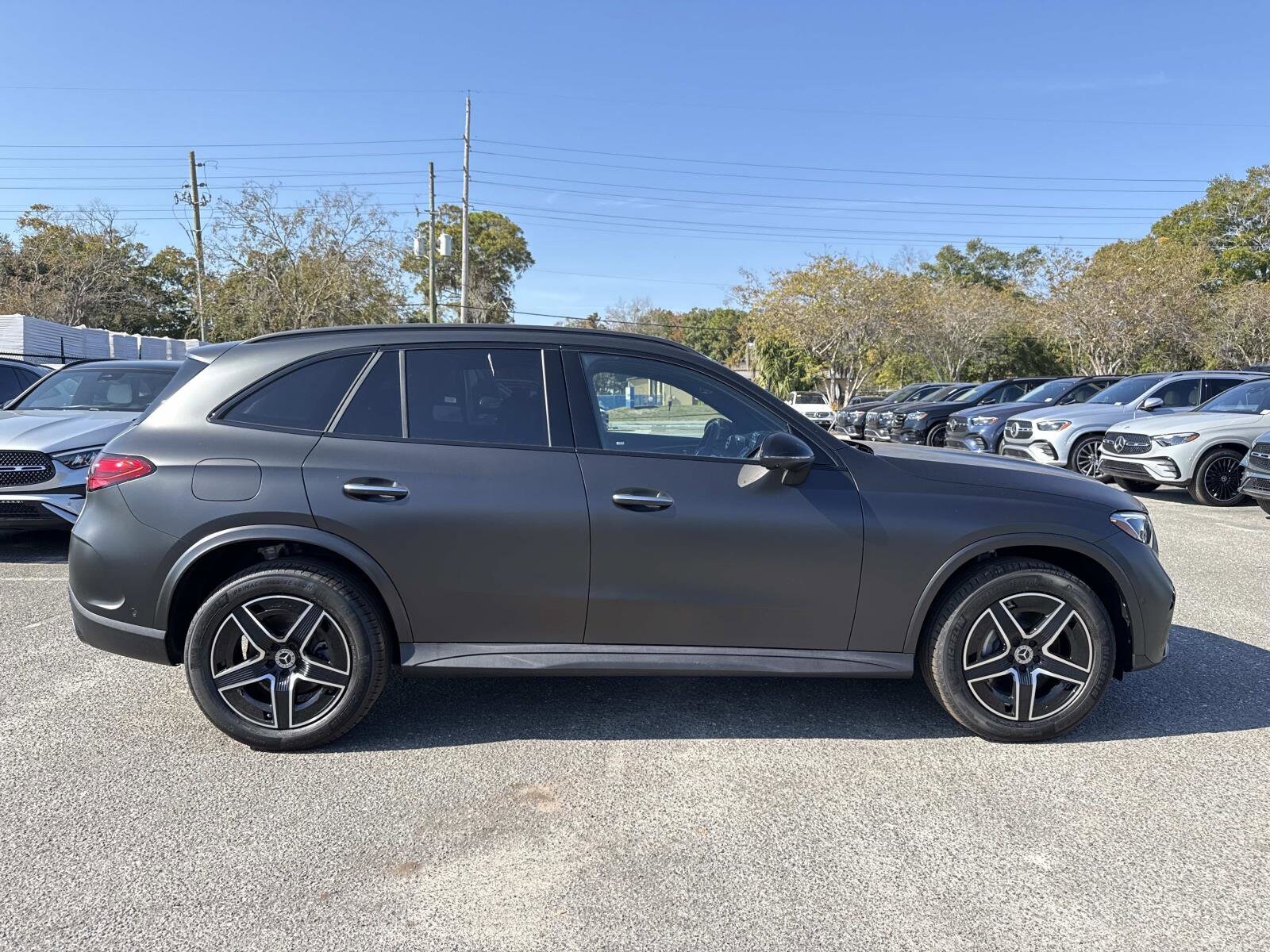 2026 Mercedes Benz GLC 300 photo 2