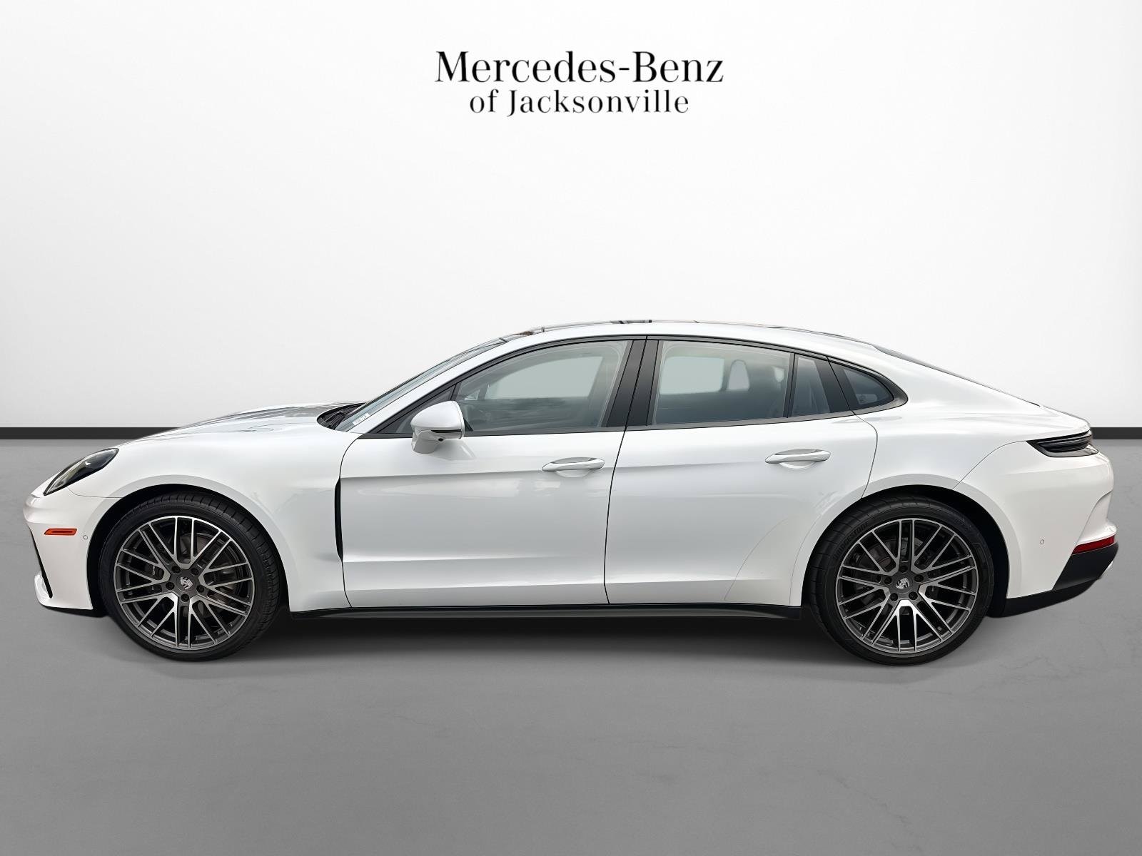 2025 Porsche Panamera 5