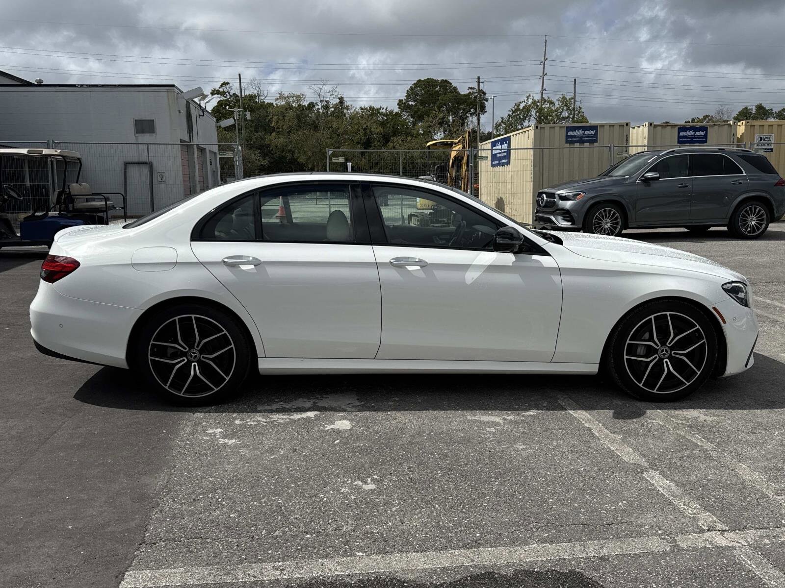 2021 Mercedes Benz E 350 photo 2
