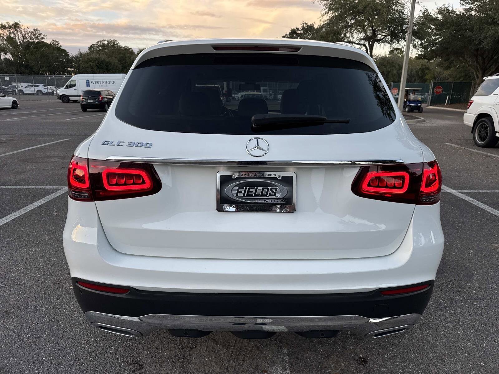 2021 Mercedes Benz GLC 300 photo 4