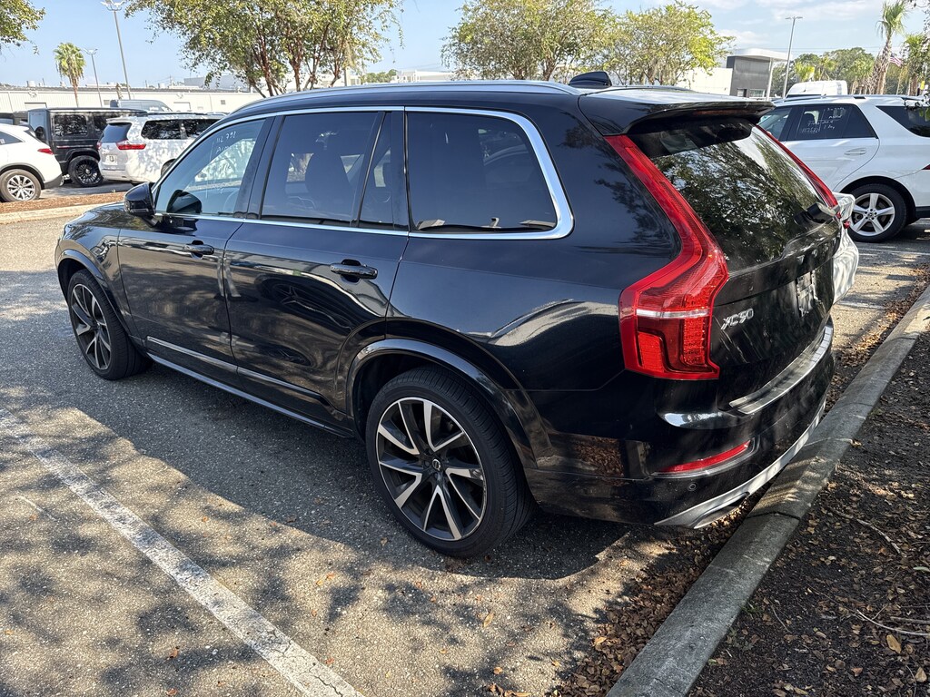 Used 2020 Volvo XC90 T6 Momentum 7 Passenger SUV