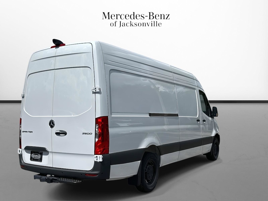 New 2026 Mercedes-Benz Sprinter 2500 High Roof 4-Cyl Diesel