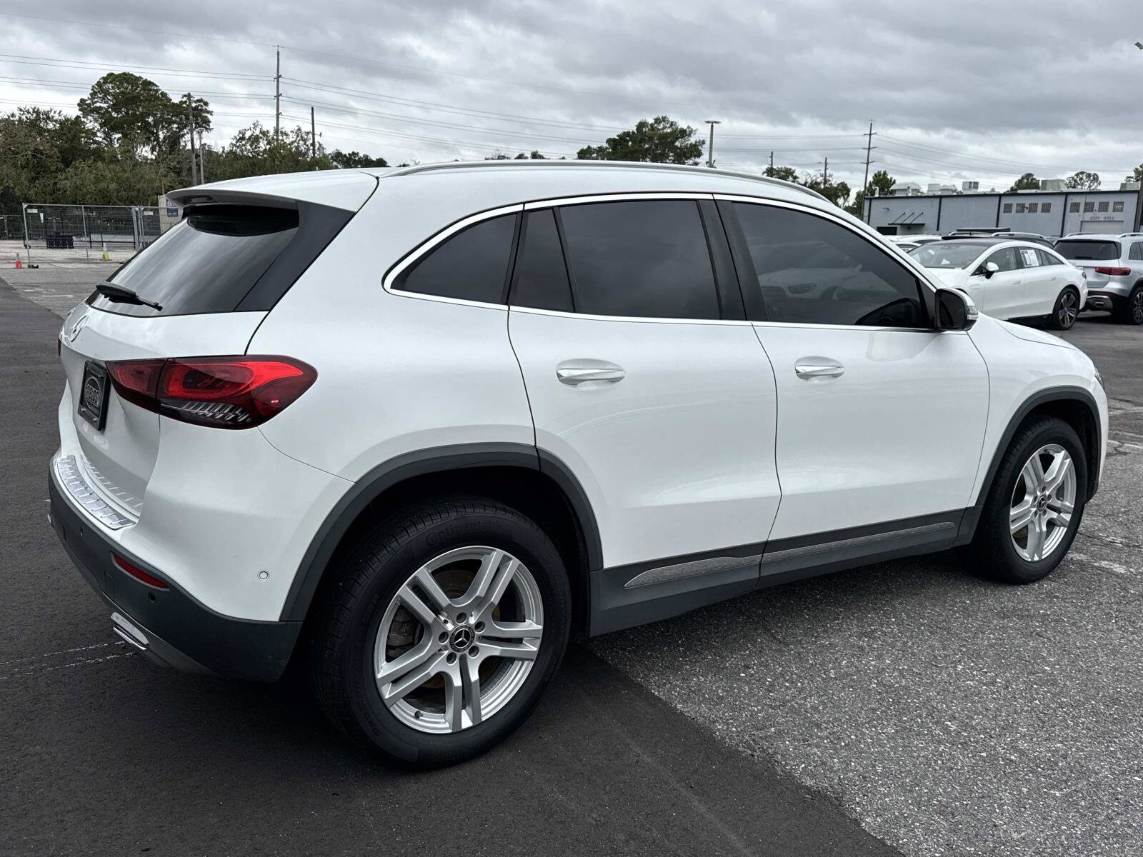 2022 Mercedes Benz GLA 250 photo 2