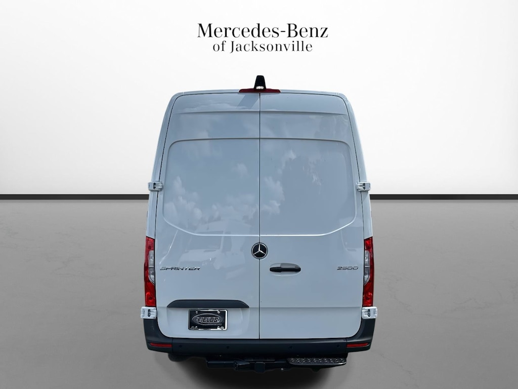 New 2026 Mercedes-Benz Sprinter 2500 High Roof 4-Cyl Diesel