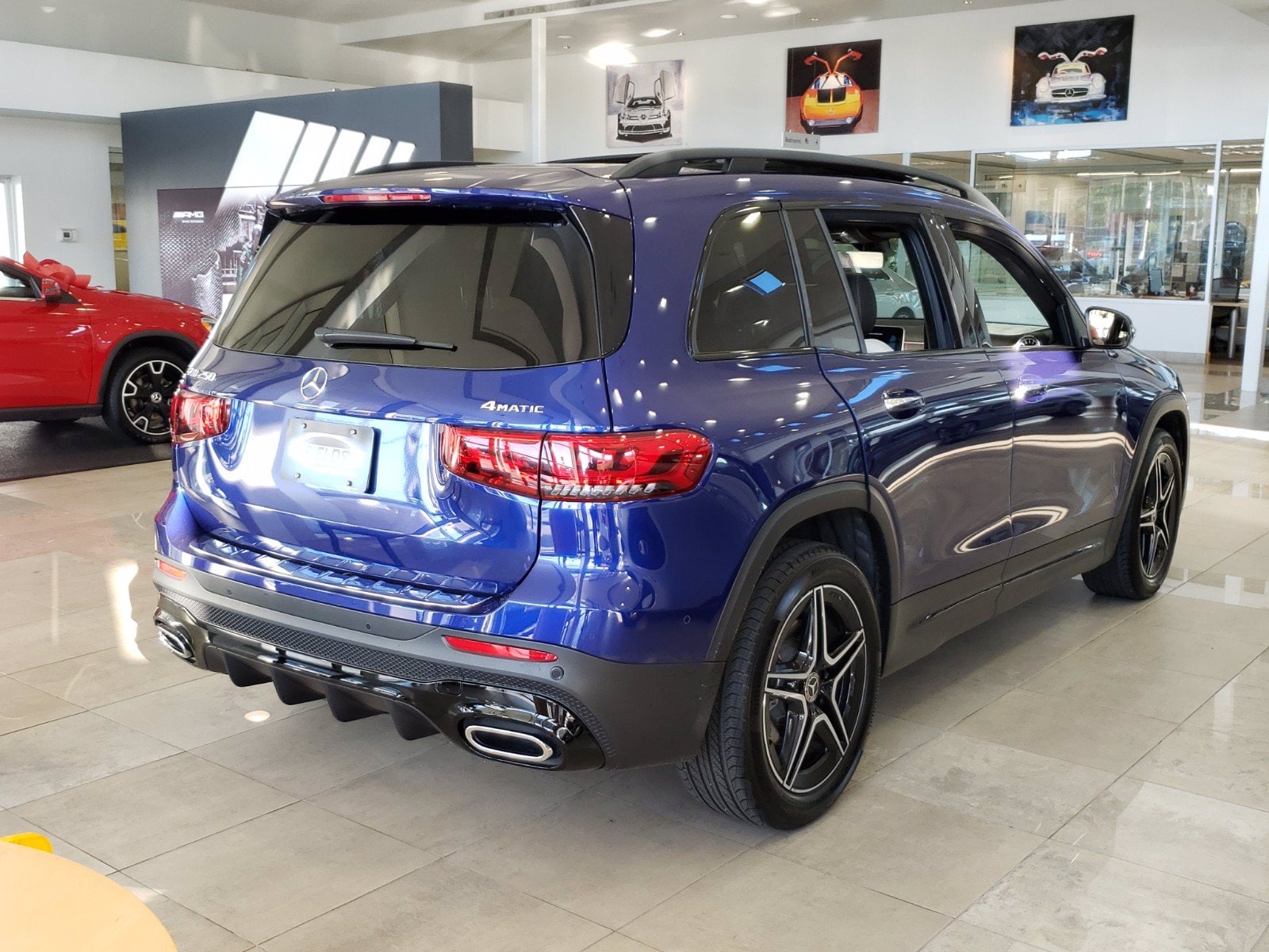 Used 2021 Mercedes-Benz GLB Base with VIN W1N4M4HBXMW107605 for sale in Glencoe, IL