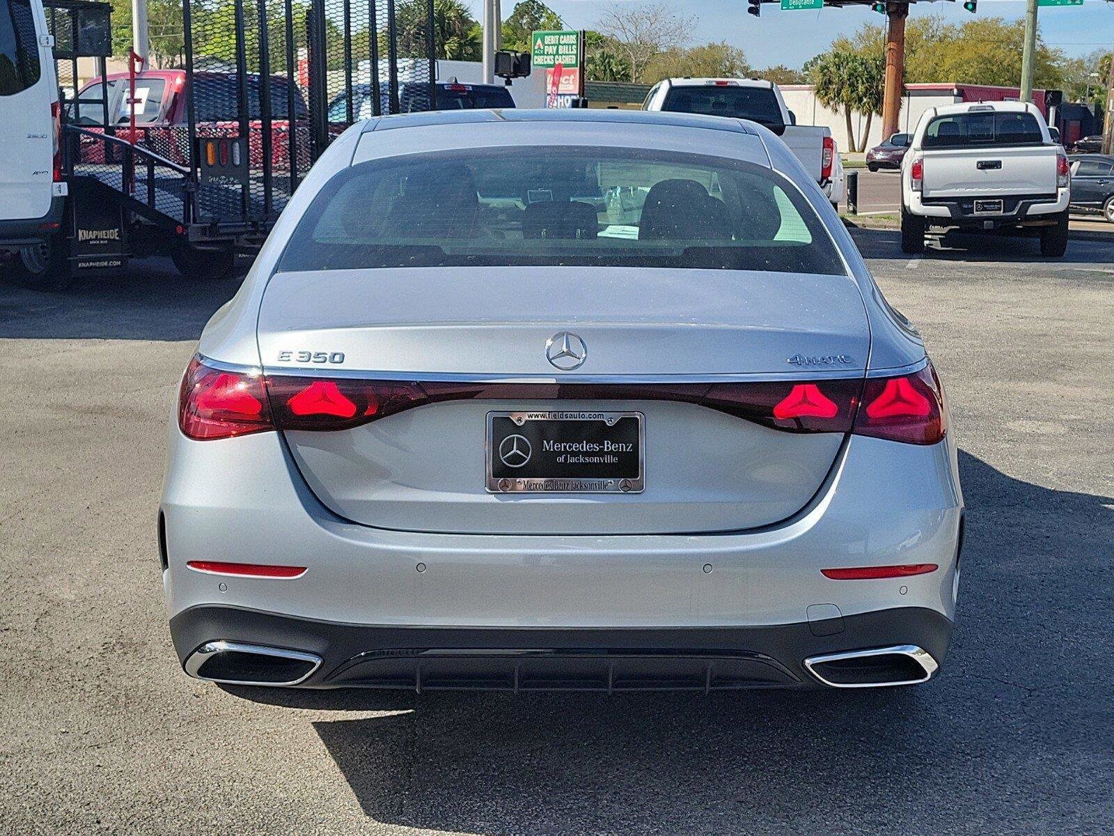 2024 Mercedes Benz E 350 4MATIC Sedan photo 4