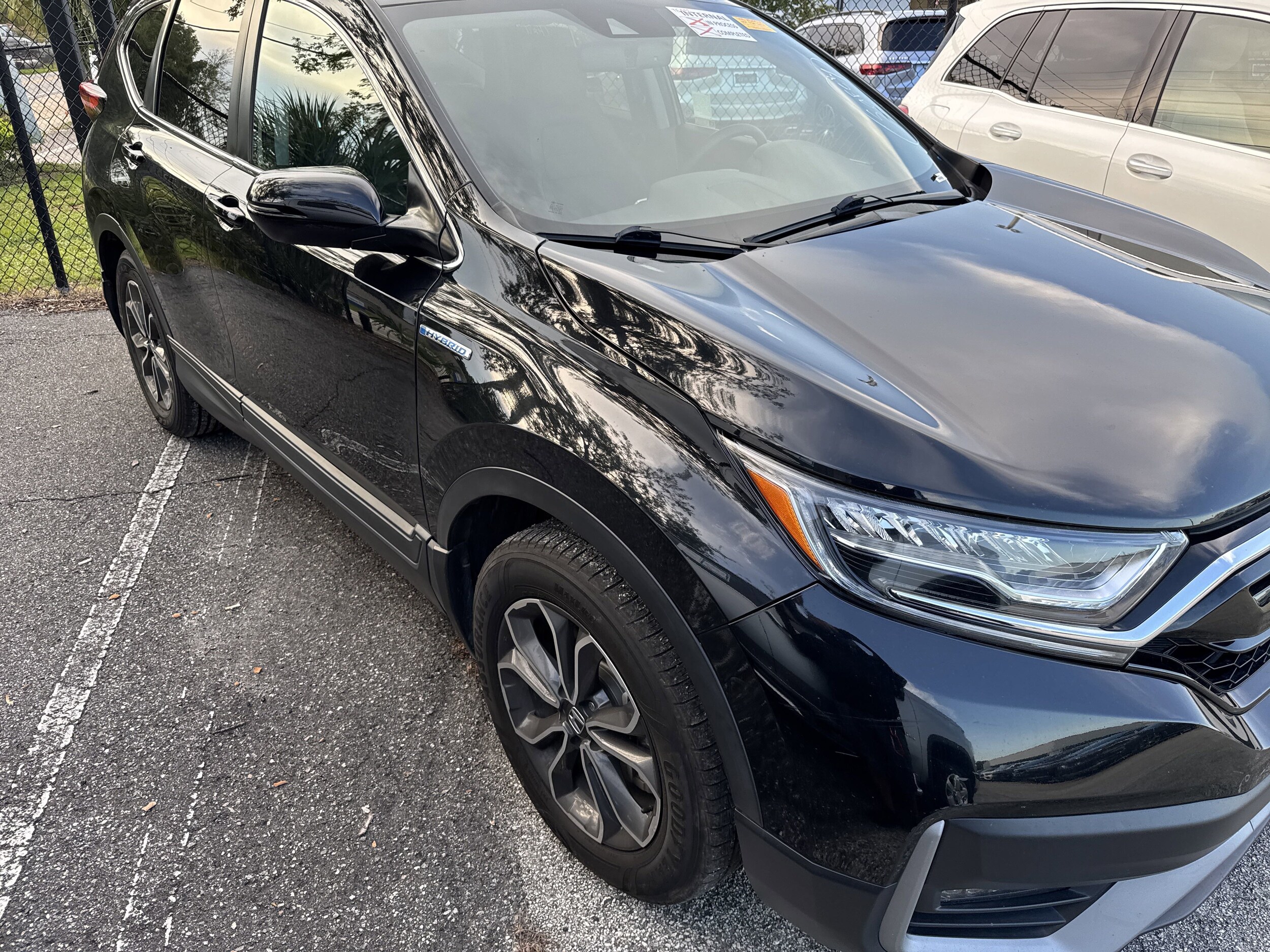 2022 Honda CR-V Hybrid EX-L photo 2