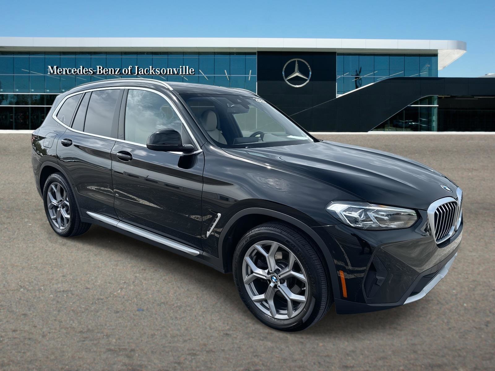2023 BMW X3 sDrive30i's photo