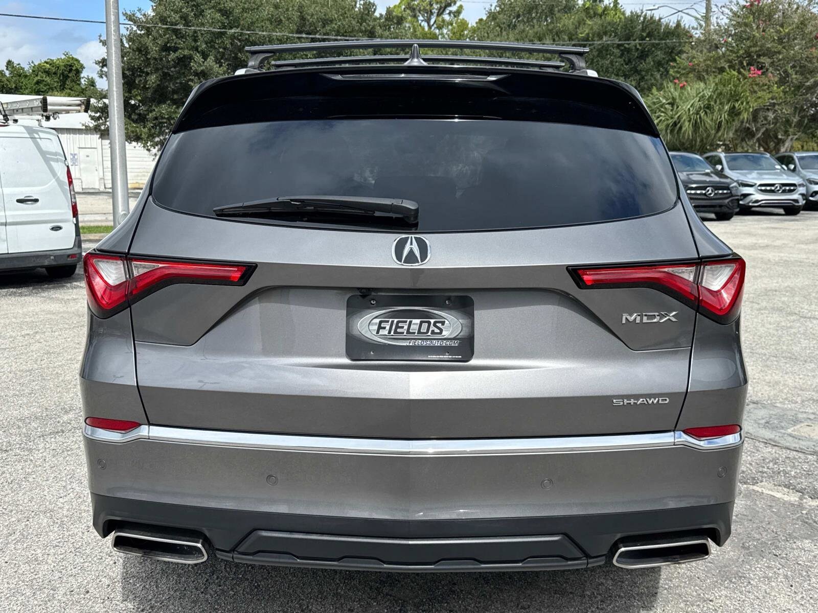 2022 Acura MDX SH-AWD Advance photo 4