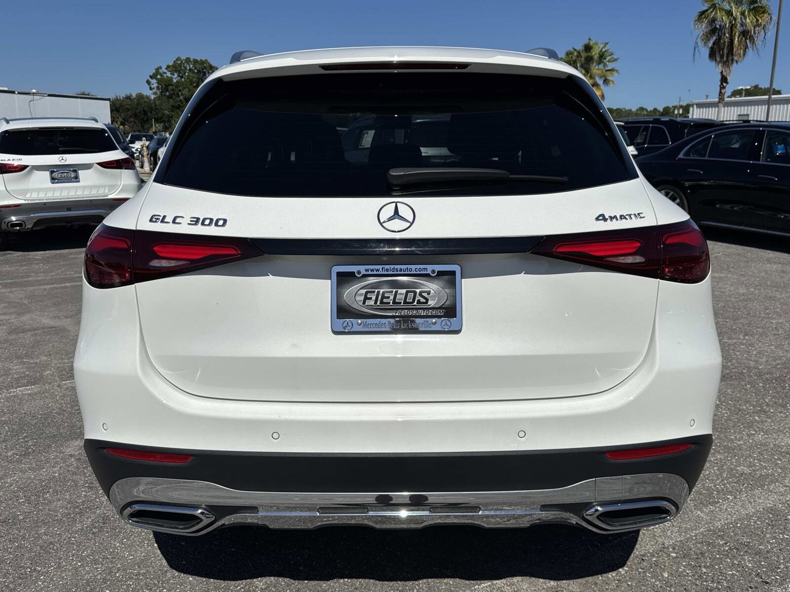 2024 Mercedes Benz GLC 300 4MATIC photo 3