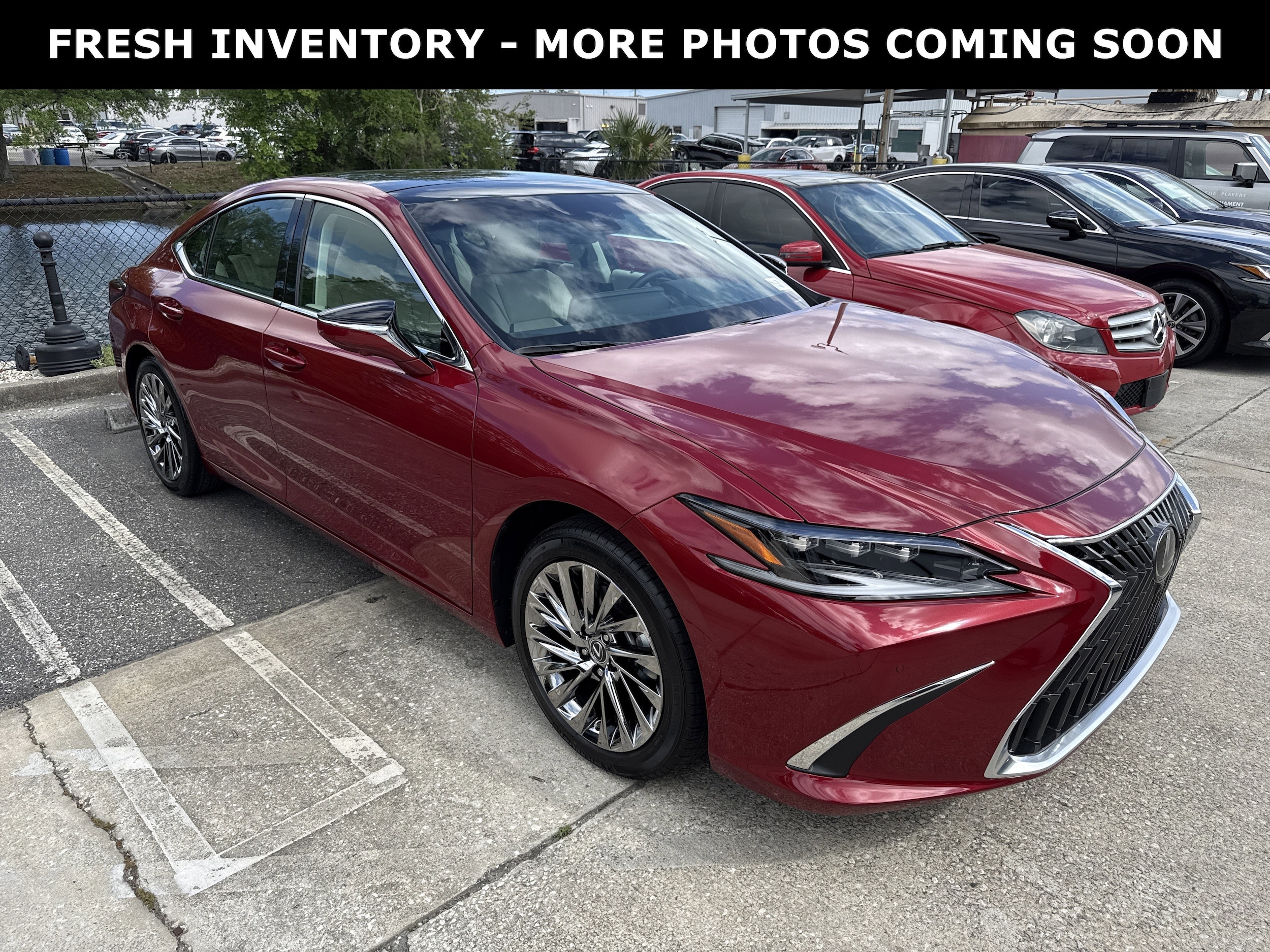 Matador Red Mica 2025 Lexus ES 350 Ultra Luxury FWD Sedan Front-Wheel Drive Automatic