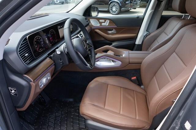 2025 Mercedes Benz GLE 350 4MATIC photo 2