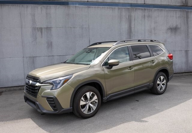 2024 Subaru Ascent Premium photo 4