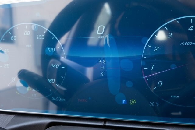 2025 Mercedes Benz C 300 4MATIC photo 3