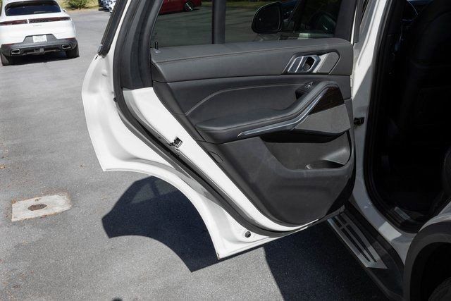 2024 BMW X5 50e - Photo 12