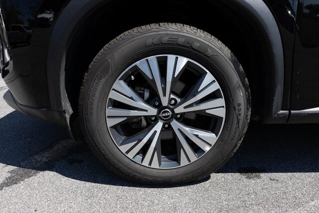 2023 Nissan Rogue SV photo 4