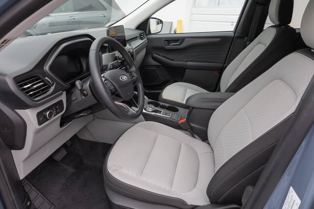 2023 Ford Escape Active photo 2