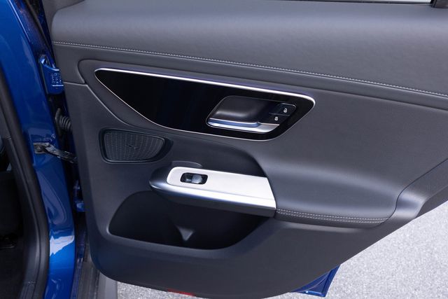 2026 Mercedes-Benz GLC Base - Photo 18