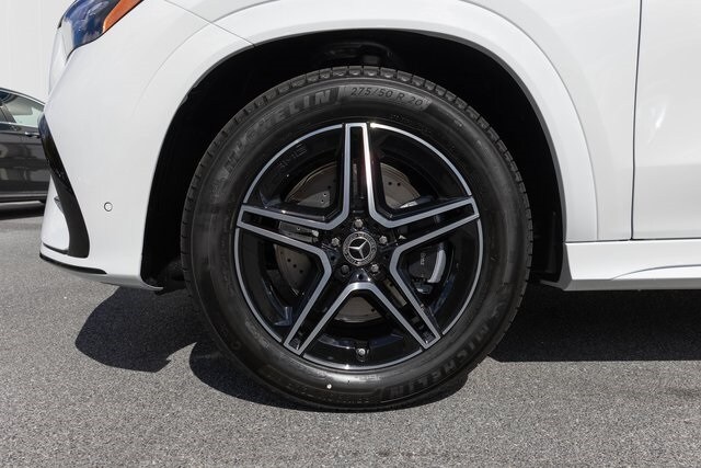 2026 Mercedes Benz GLE 450 4MATIC photo 3