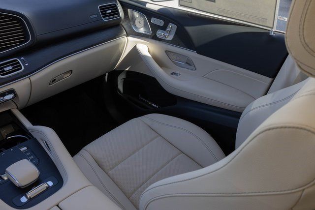 2026 Mercedes-Benz GLS Base - Photo 27