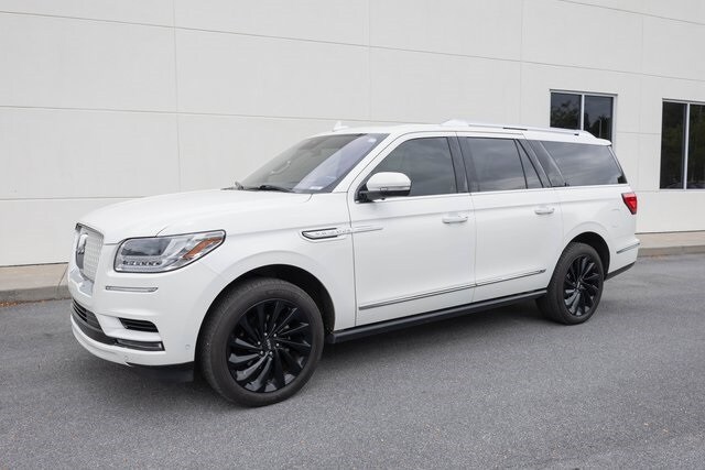 2020 Lincoln Navigator L Reserve photo 3