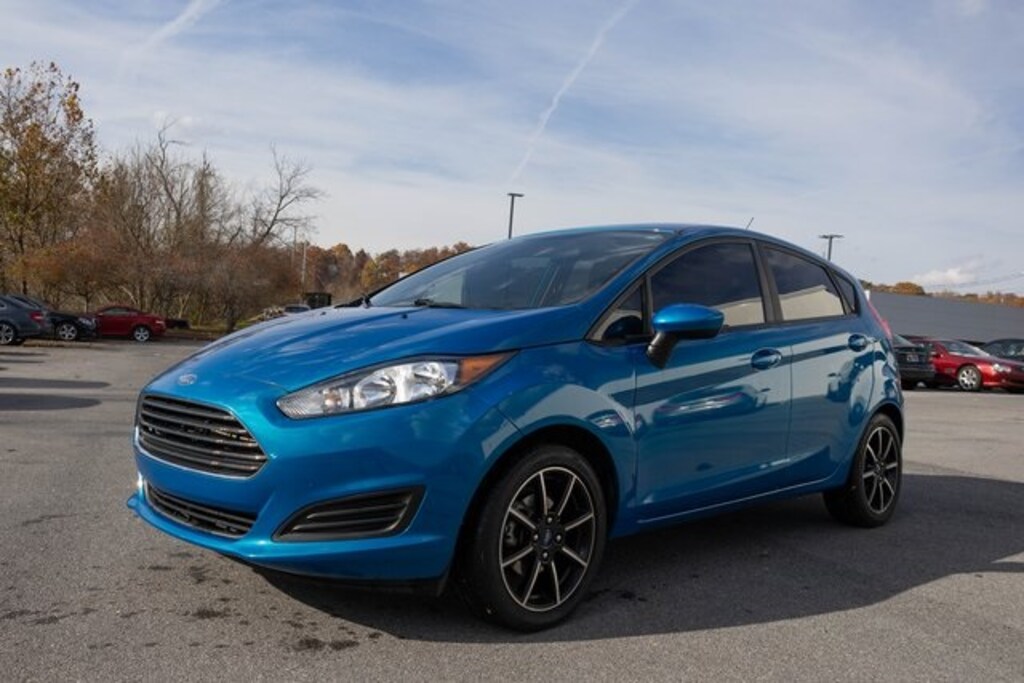 Used 2017 Ford Fiesta SE Hatchback