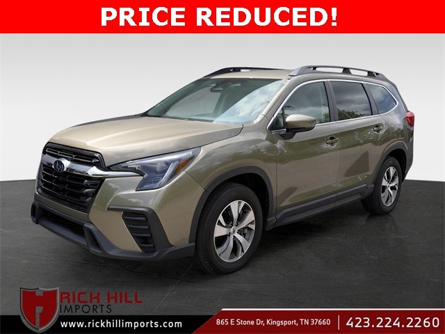 2024 Subaru Ascent Premium's photo