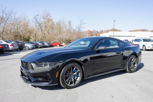 2024 Ford Mustang Dark Horse photo 4