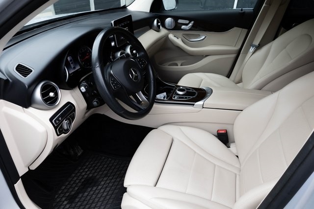 Used 2019 Mercedes-Benz GLC Coupe GLC300 with VIN WDC0J4KB7KF537395 for sale in Kingsport, TN