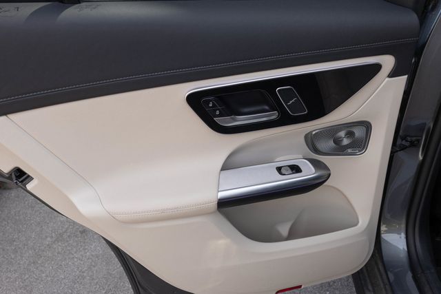 2023 Mercedes-Benz GLC GLC 300 - Photo 16