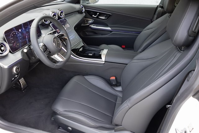 2024 Mercedes Benz CLE 450 photo 3