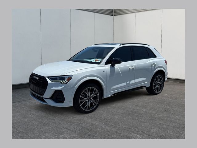 2025 Audi Q3 45 TFSI S Line Premium Plus quattro's photo