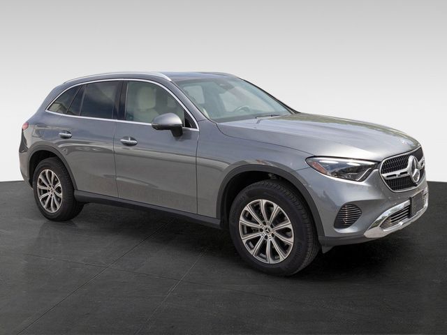 2023 Mercedes-Benz GLC GLC 300 - Photo 12