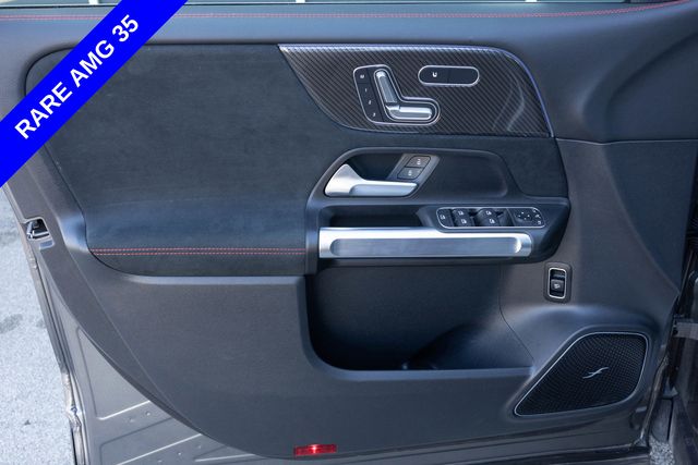2025 Mercedes-Benz GLB GLB35 AMG - Photo 15