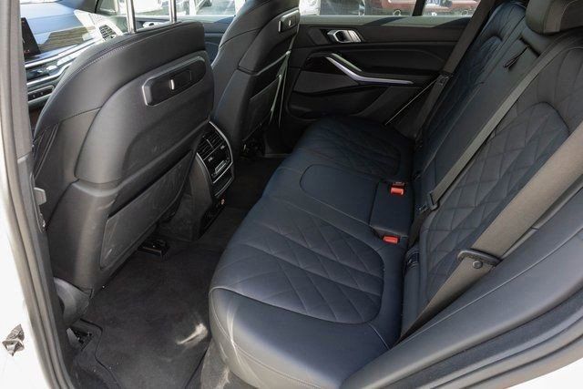 2024 BMW X5 50e - Photo 13