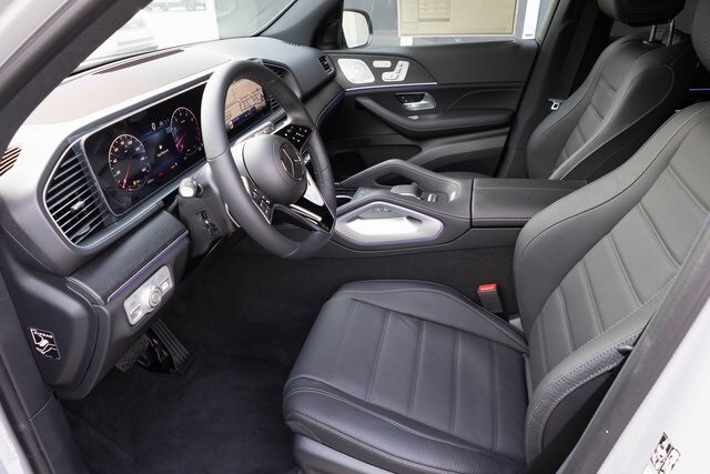 2025 Mercedes Benz GLE 580 4MATIC photo 2
