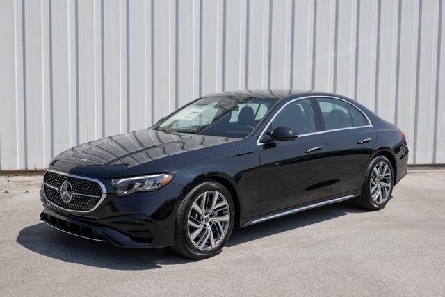 2024 Mercedes Benz E 350 4MATIC photo 4