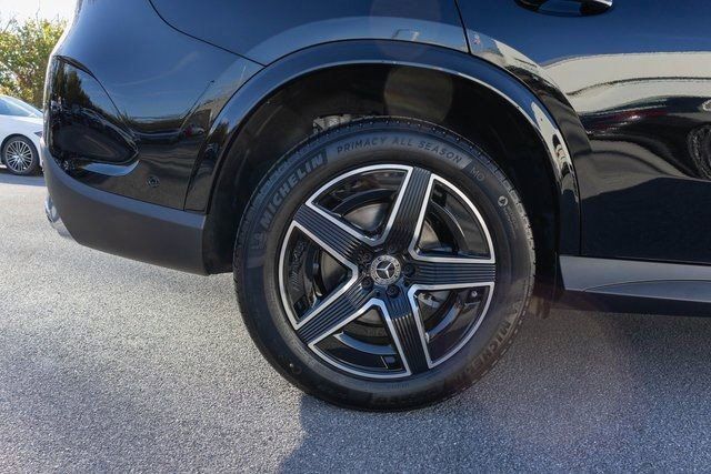 2026 Mercedes-Benz GLC Base - Photo 11