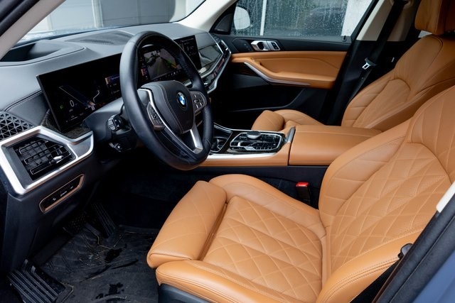 Used 2024 BMW X7 40i with VIN 5UX23EM01R9S72698 for sale in Kingsport, TN