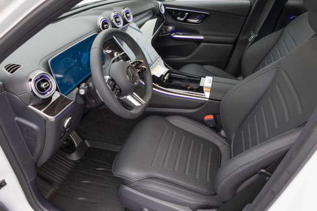 New 2026 Mercedes-Benz GLC 300 4MATIC SUV