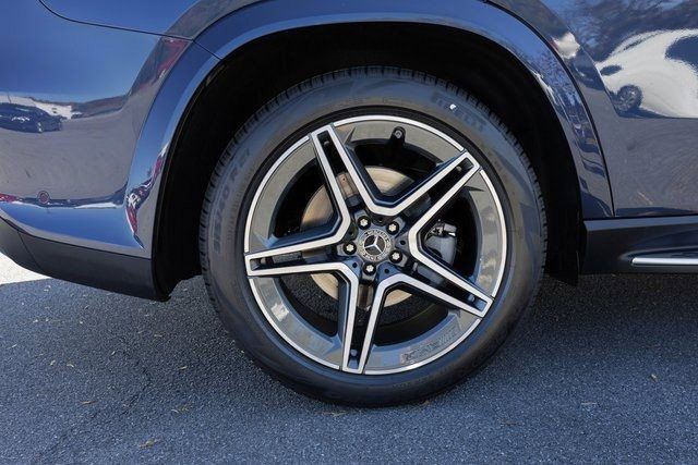 2026 Mercedes-Benz GLS Base - Photo 9