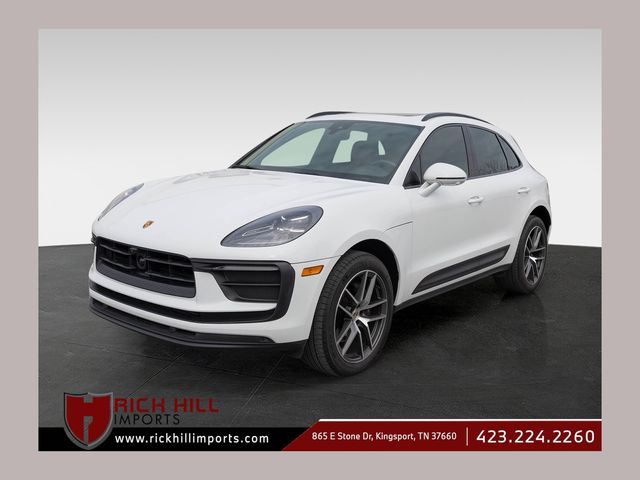 2023 Porsche Macan Base