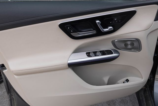 2023 Mercedes-Benz GLC GLC 300 - Photo 14