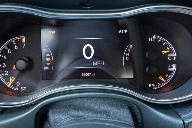 2020 Jeep Grand Cherokee Limited photo 3